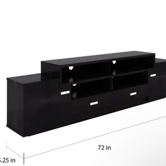 Tv entertainment center